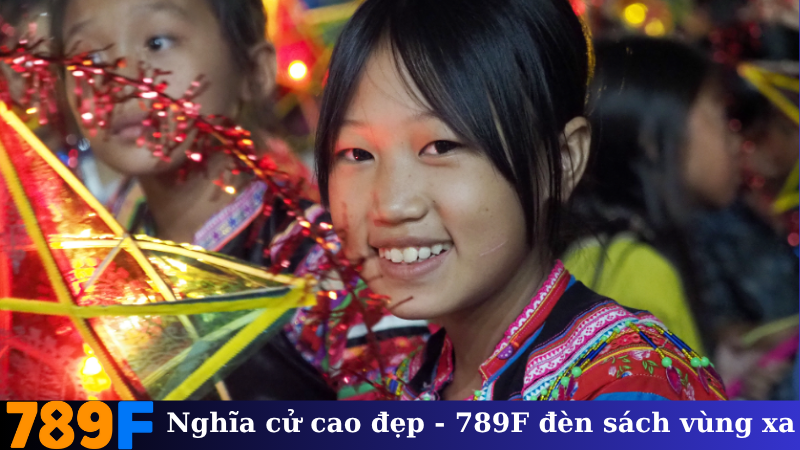 Nghĩa cử cao đẹp - 789F đèn sách vùng xa